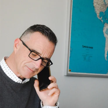 Sourcing homme au téléphone